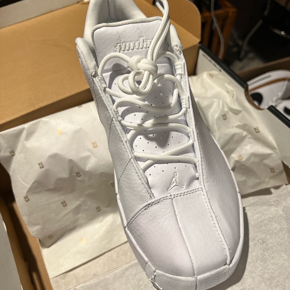Men’s brand new Jordan low